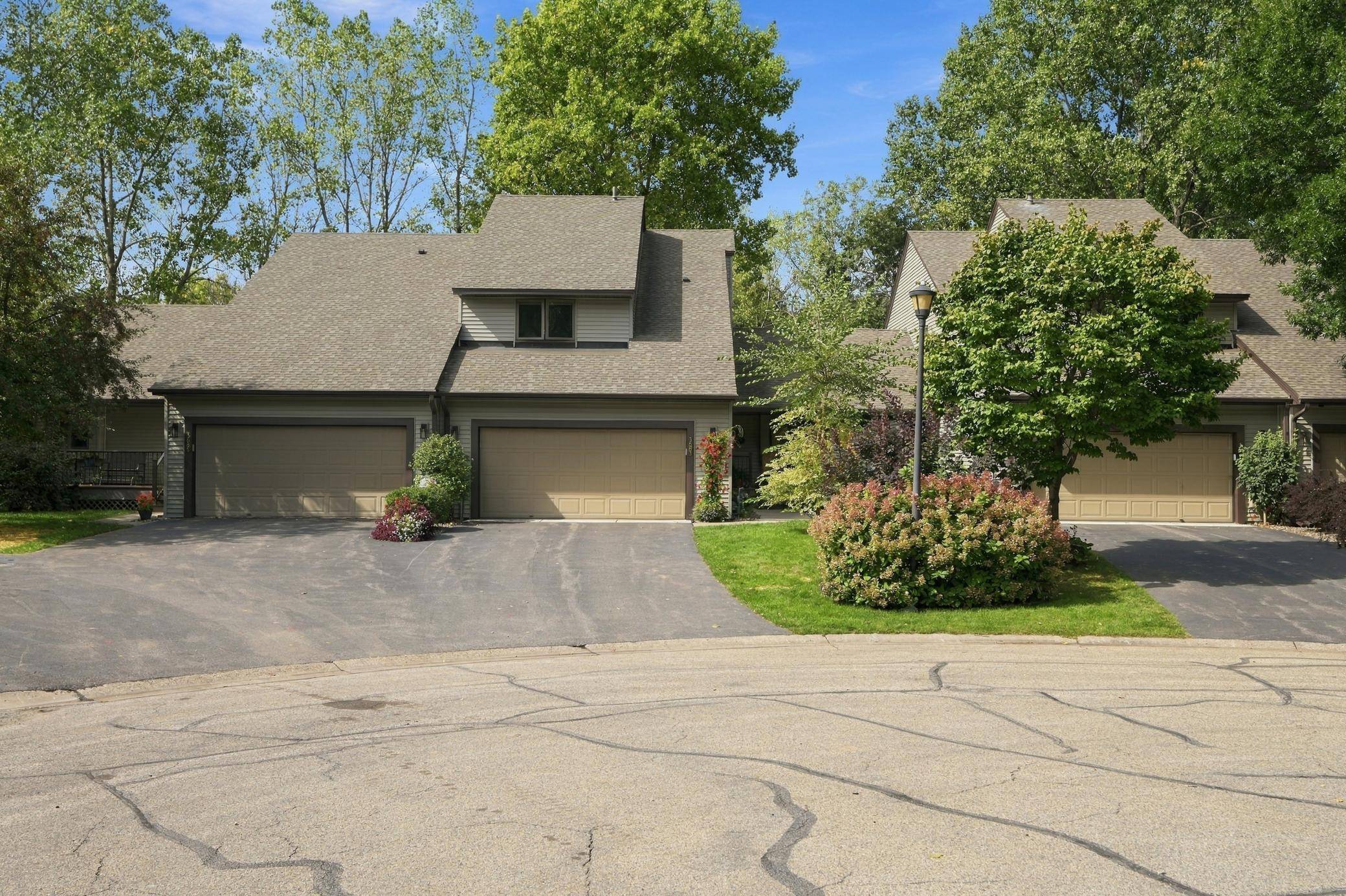 3683 Widgeon WAY, Eagan, MN 55123