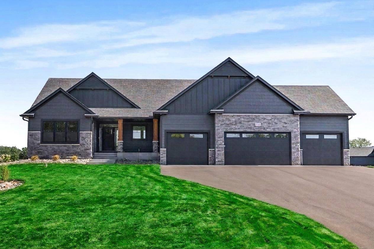17961 Staples ST NE, Ham Lake, MN 55304