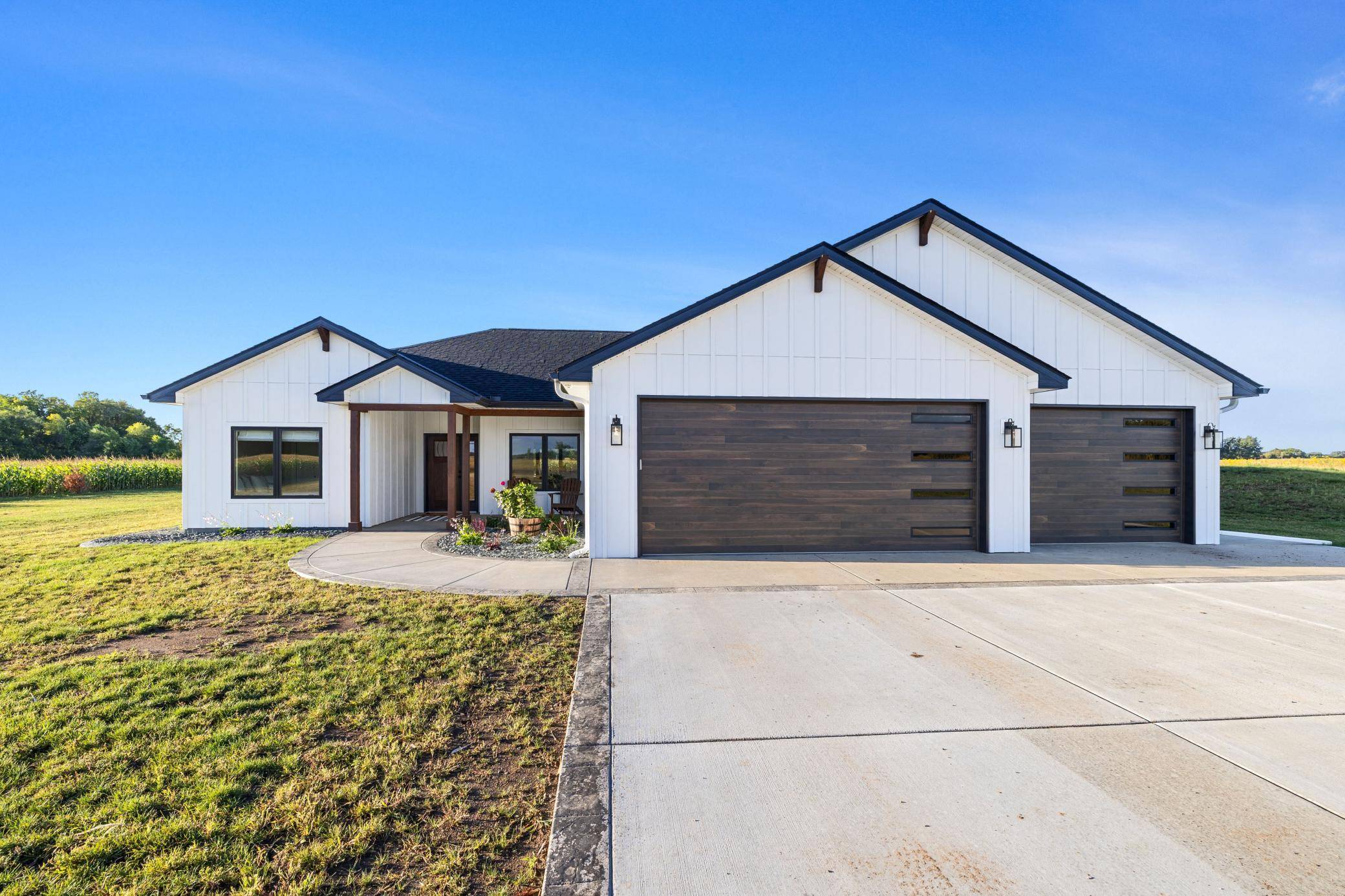 8011 80th ST, Princeton, MN 55371