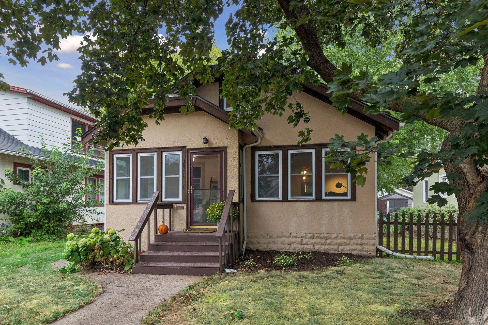 3821 29th AVE S, Minneapolis, MN 55406