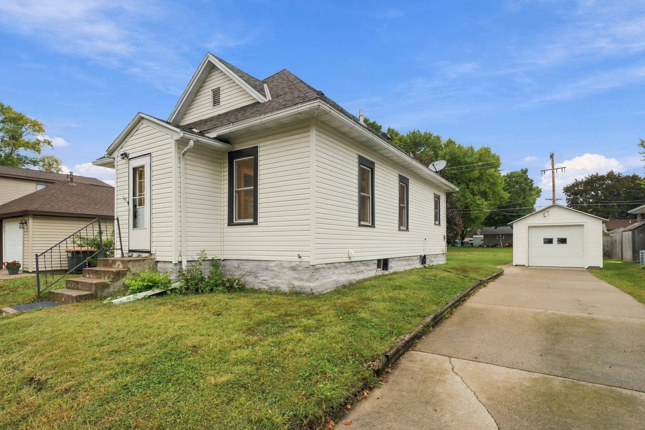 116 High Ave AVE, Gaylord, MN 55334