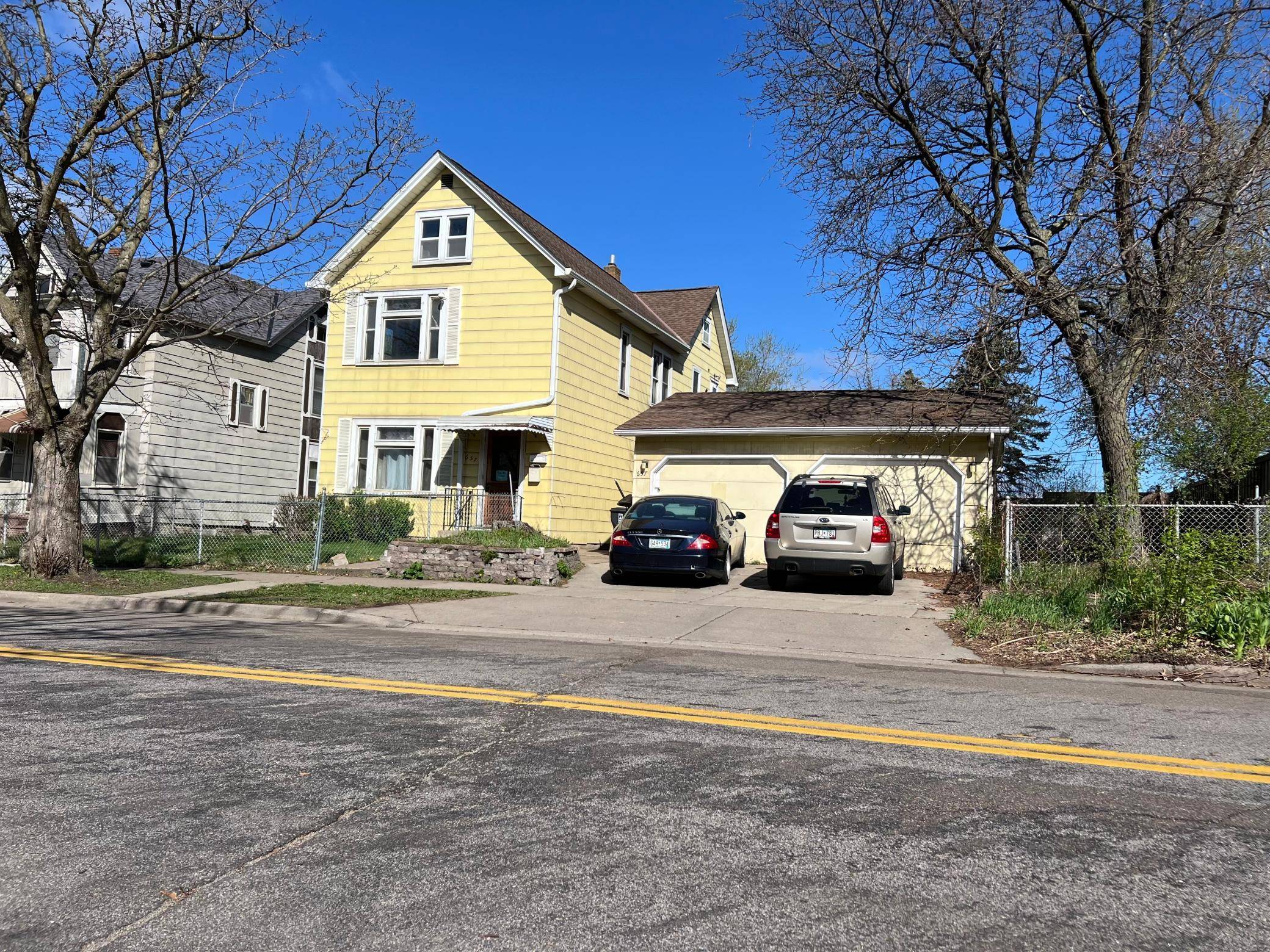 657 Plum ST, Saint Paul, MN 55106