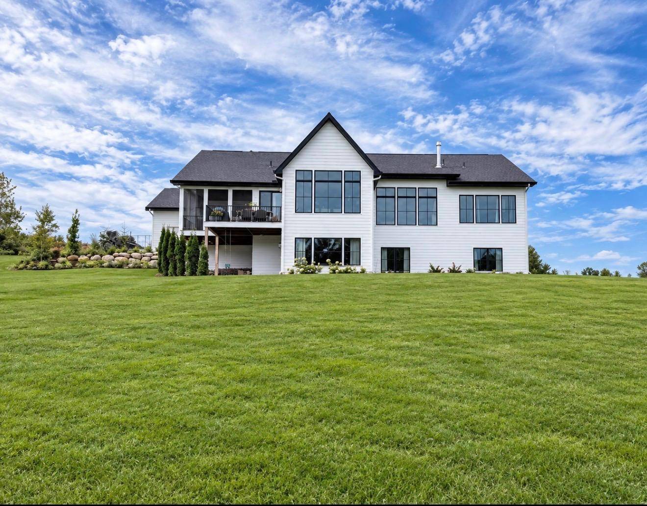 9763 Frontier LN, Lakeville, MN 55044