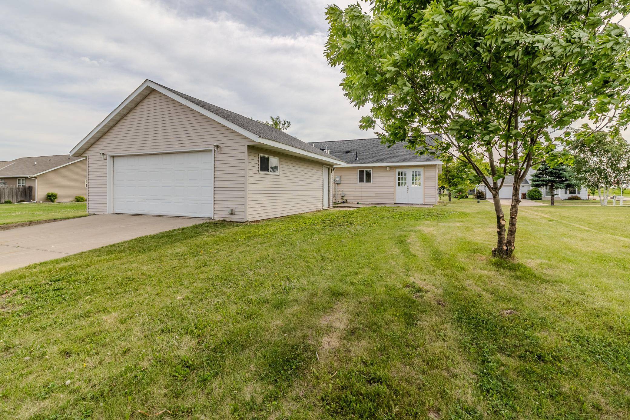 719 22nd ST S, Montevideo, MN 56265