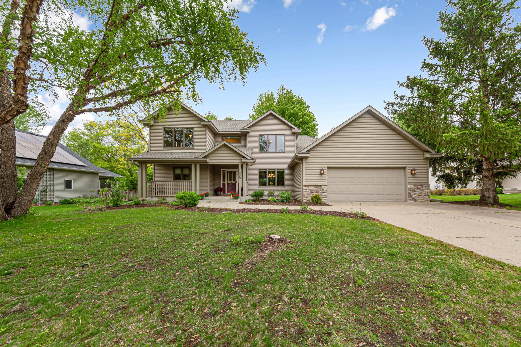 1508 Lockwood DR, Northfield, MN 55057