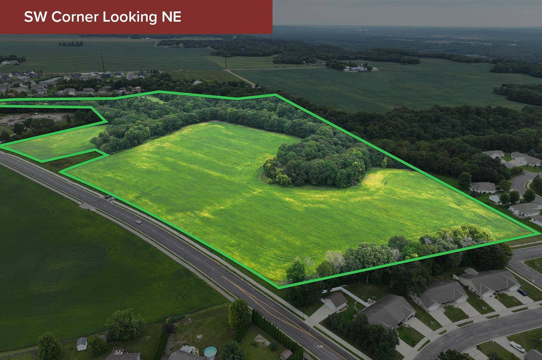 - Lor Ray DR, Belgrade Twp, MN 56003