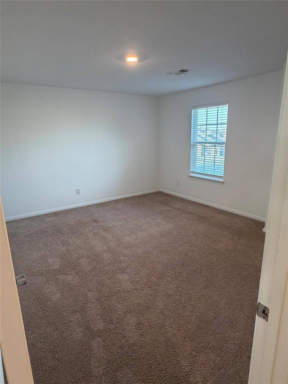 18401 Quiet Range DR, Elgin, TX 78621