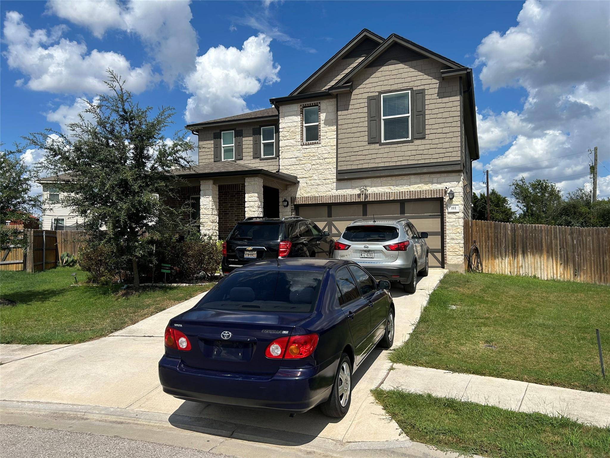 111 Forego DR, Elgin, TX 78621
