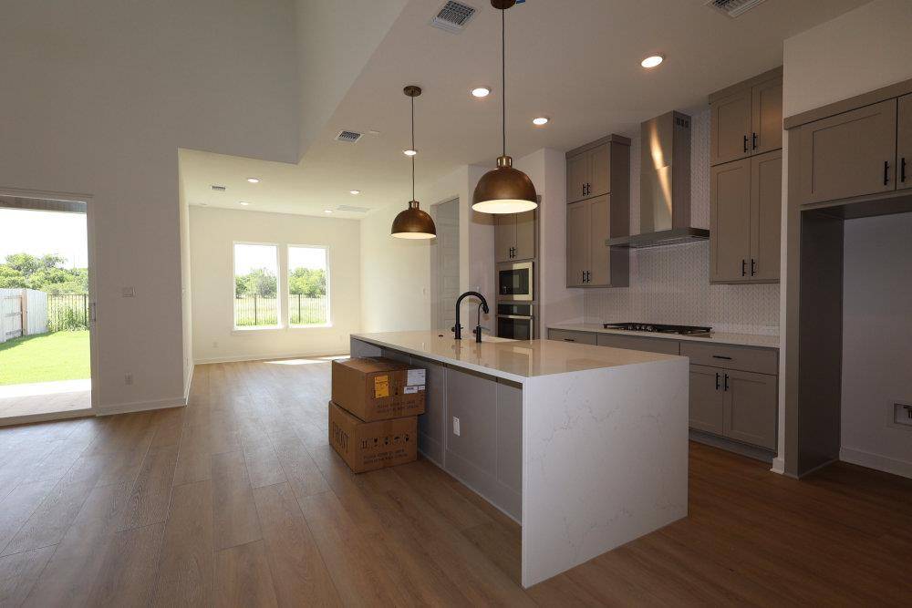 2728 Cressman CV, Round Rock, TX 78665