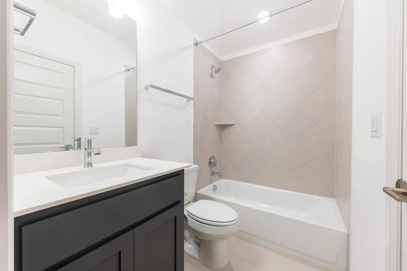 6808 Liberty Grotto CT, Lago Vista, TX 78645