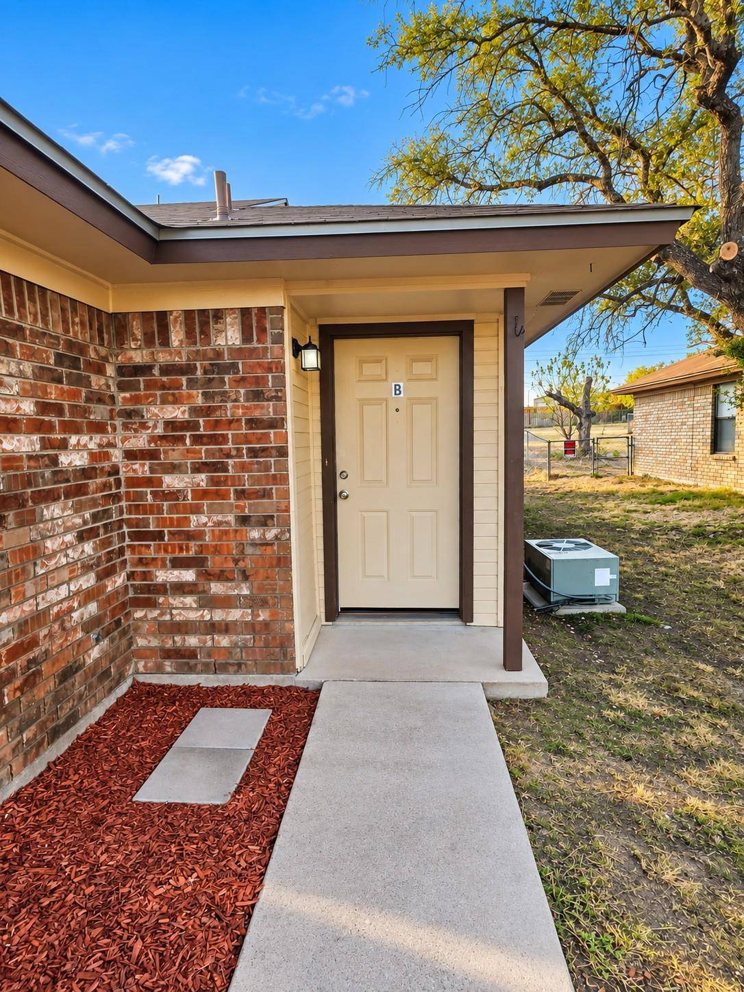 105 Northern Dove LN #B, Copperas Cove, TX 76522