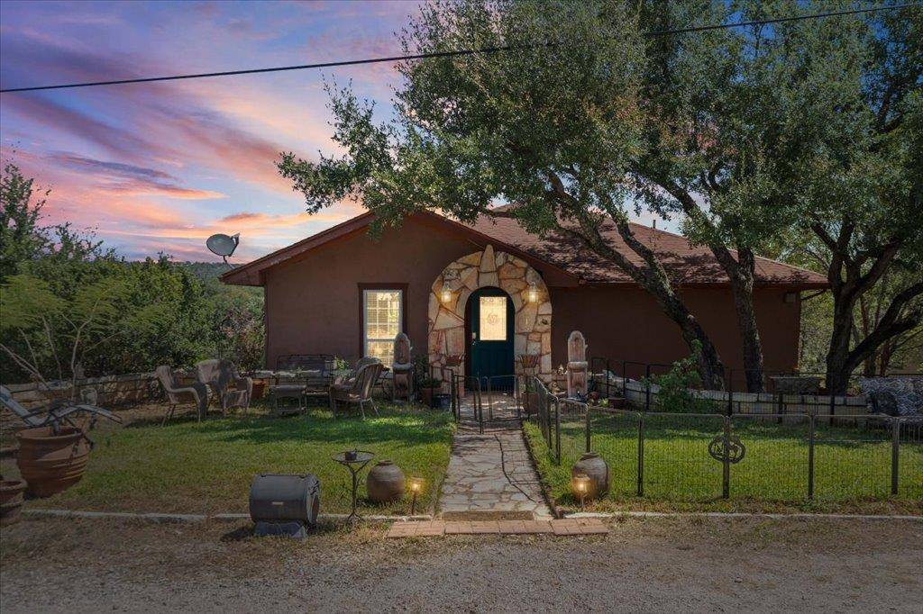 3615 Peninsular DR, Marble Falls, TX 78654