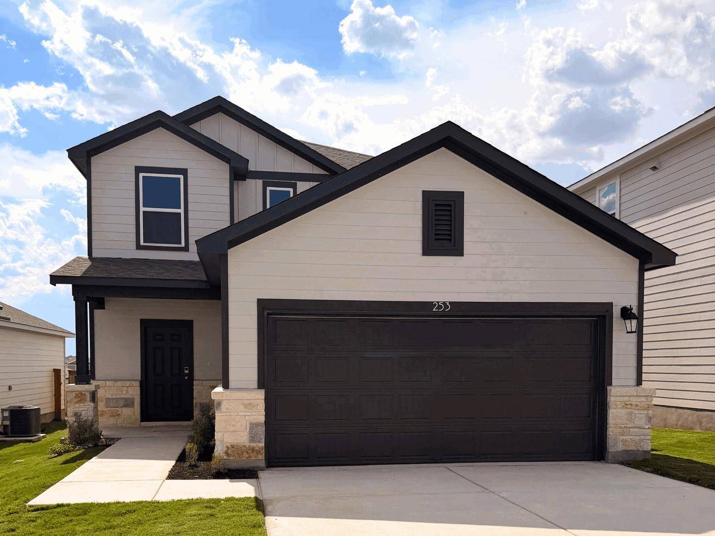 253 Firefox WAY, Jarrell, TX 76537