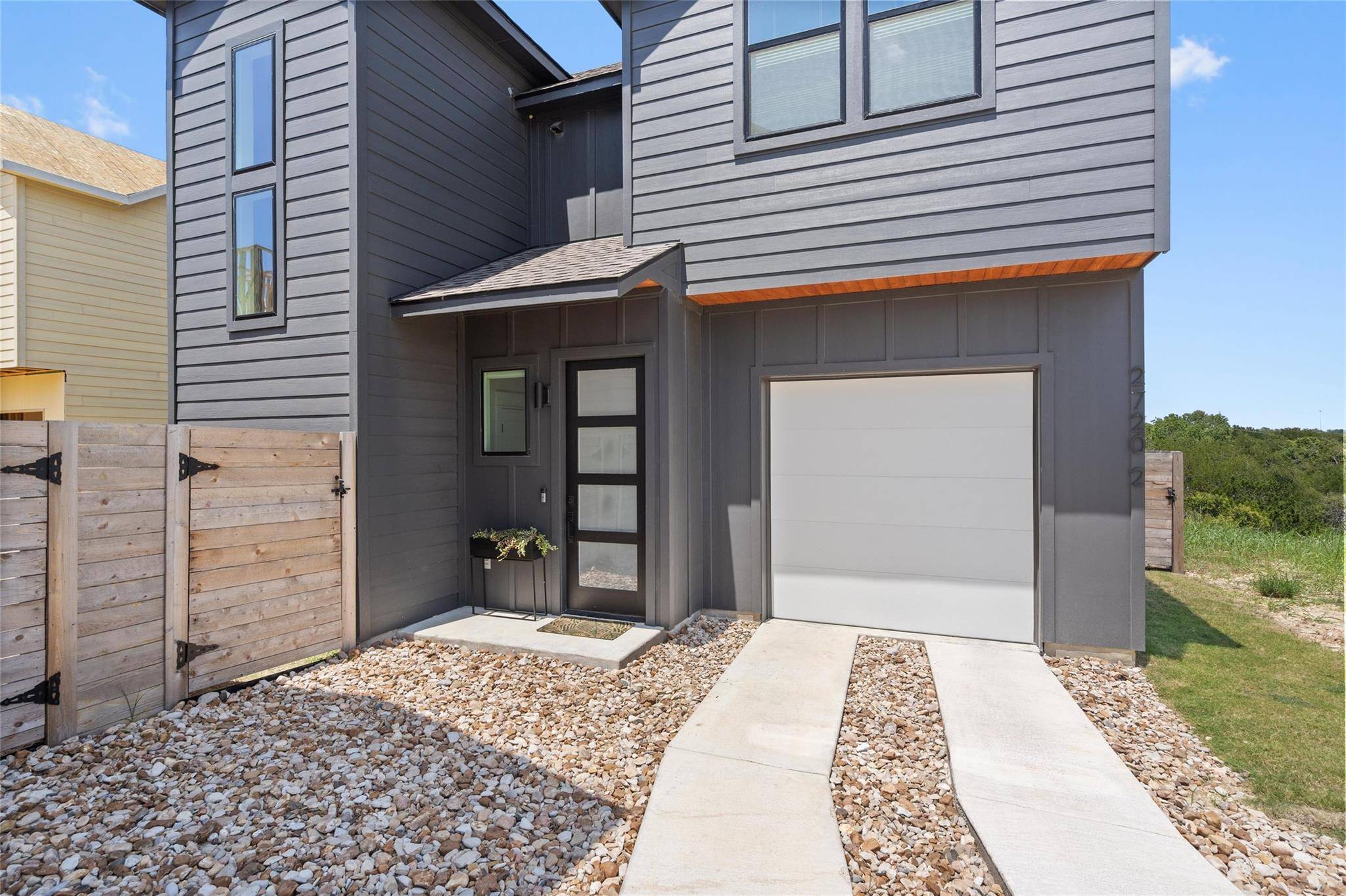 2720 Bristol DR #2, Austin, TX 78723