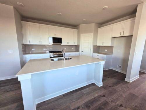 10941 Tallsalt DR, Austin, TX 78653