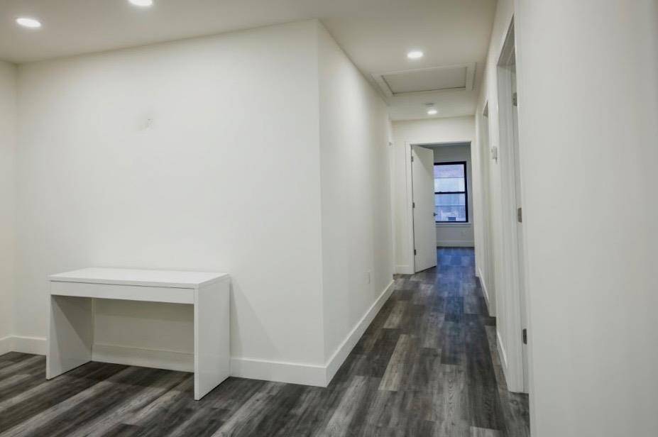 11802 N IH 35 HWY, Austin, TX 78753