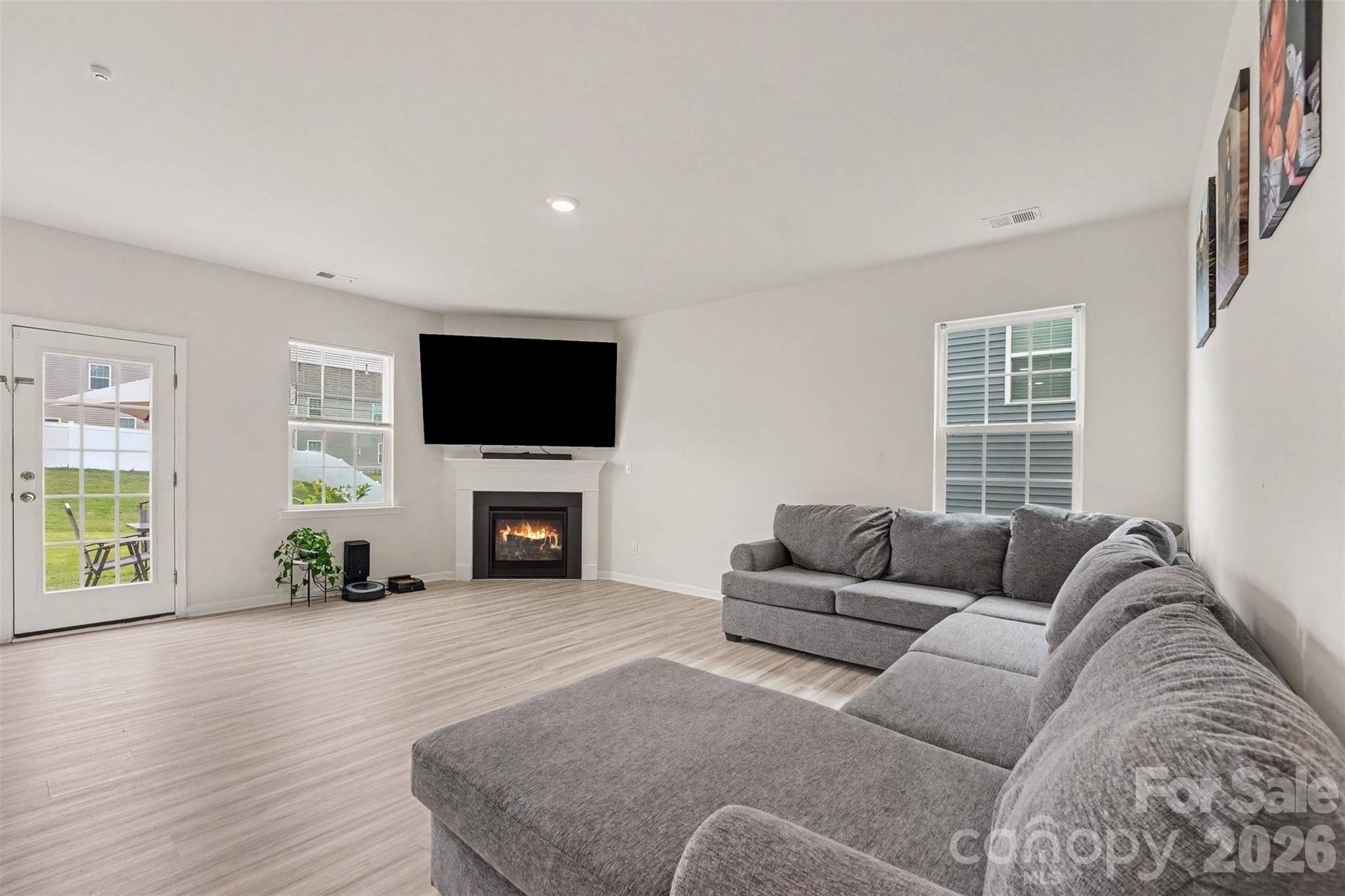 3674 Charles ST NW, Conover, NC 28613