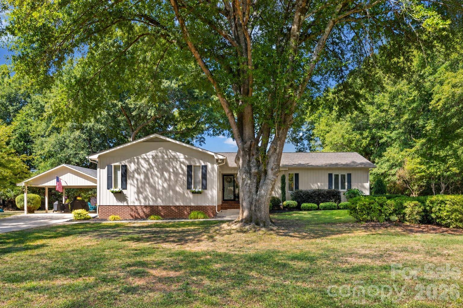 1647 Nottingham CT, Rock Hill, SC 29732