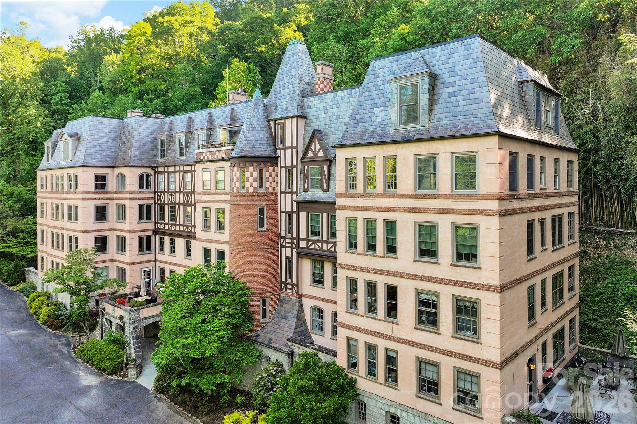 185 Macon AVE #A2, Asheville, NC 28804