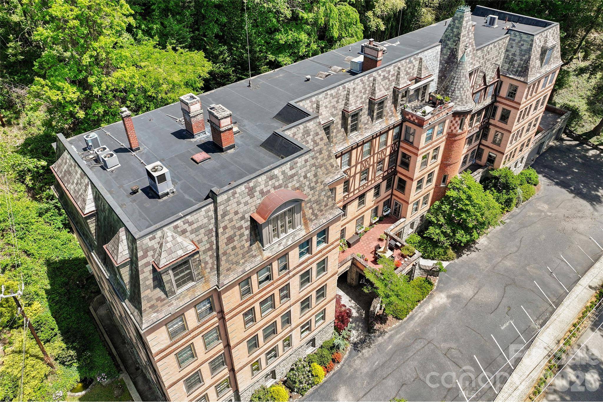 185 Macon AVE #A2, Asheville, NC 28804