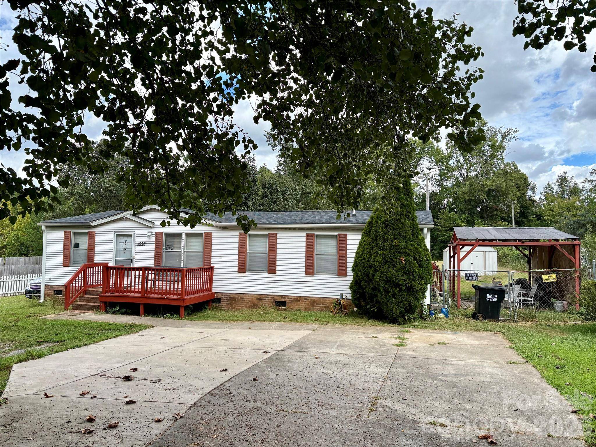 5928 Lewis RD, Gastonia, NC 28052