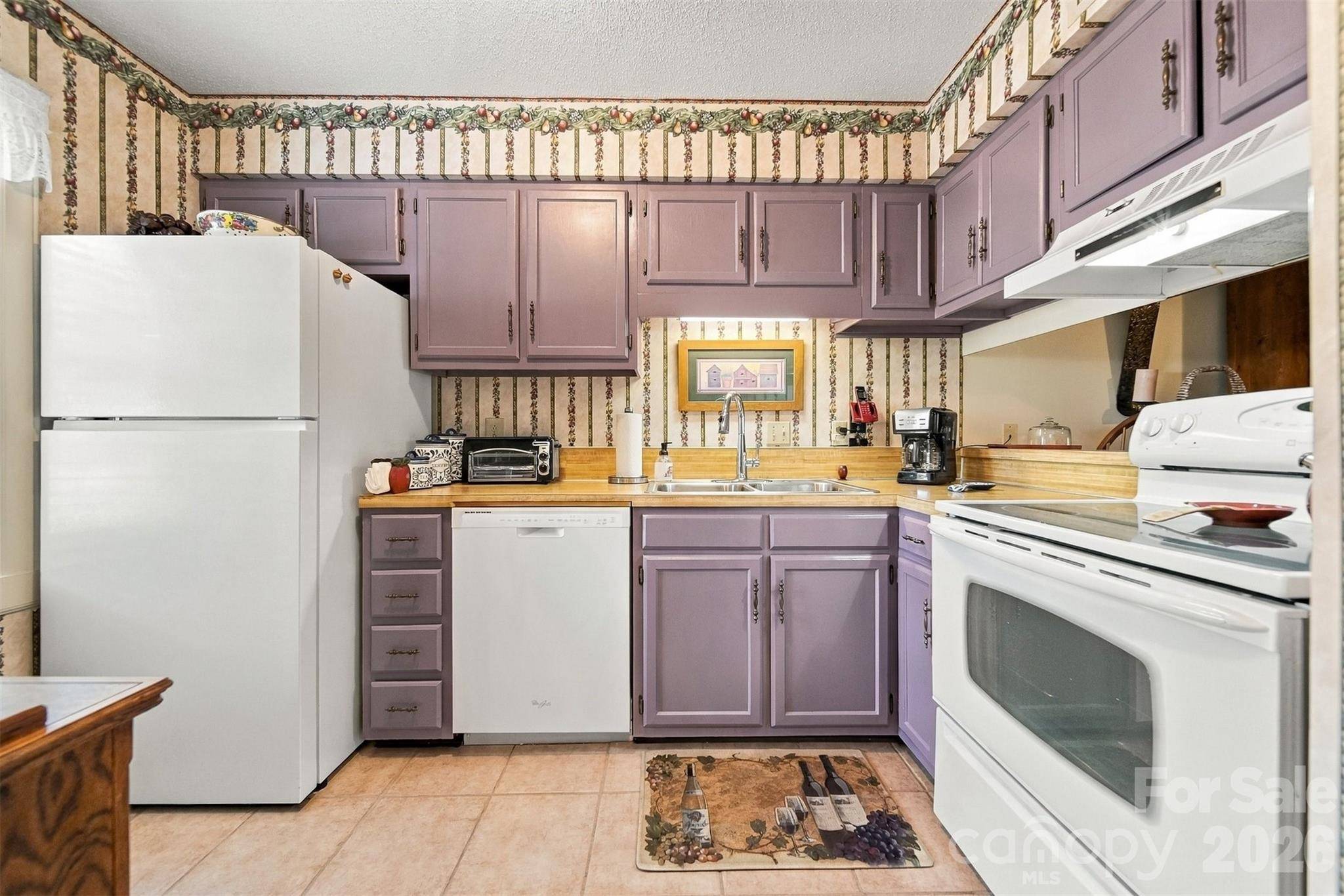 2705 N Center ST #37, Hickory, NC 28601