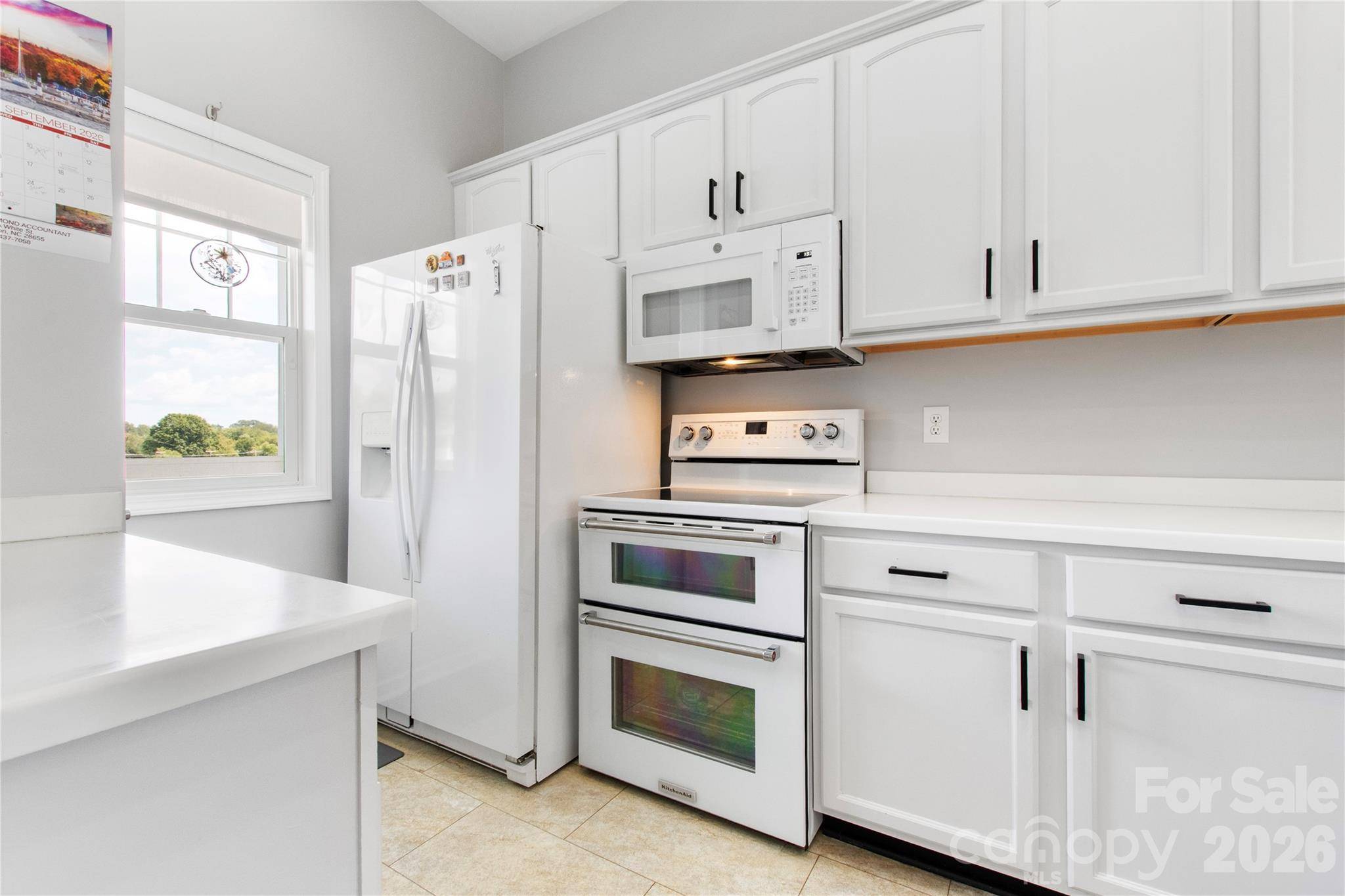 111 White ST #B, Morganton, NC 28655