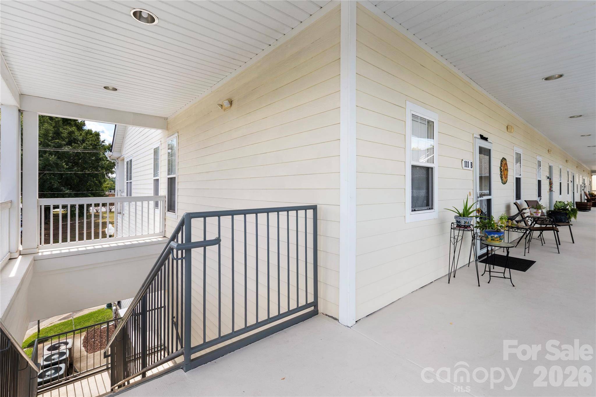 111 White ST #B, Morganton, NC 28655