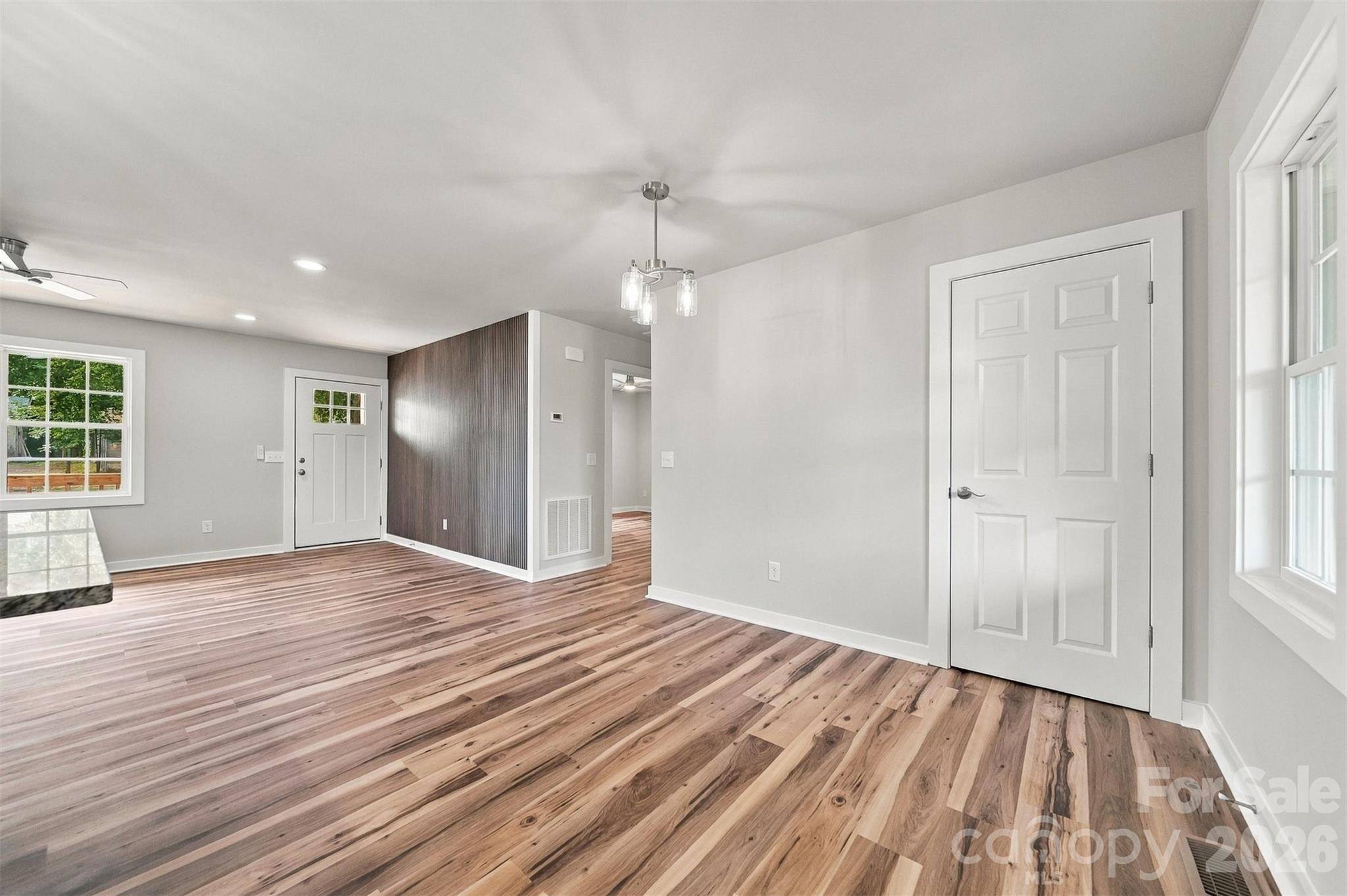 202 Rockyford ST, Morganton, NC 28655