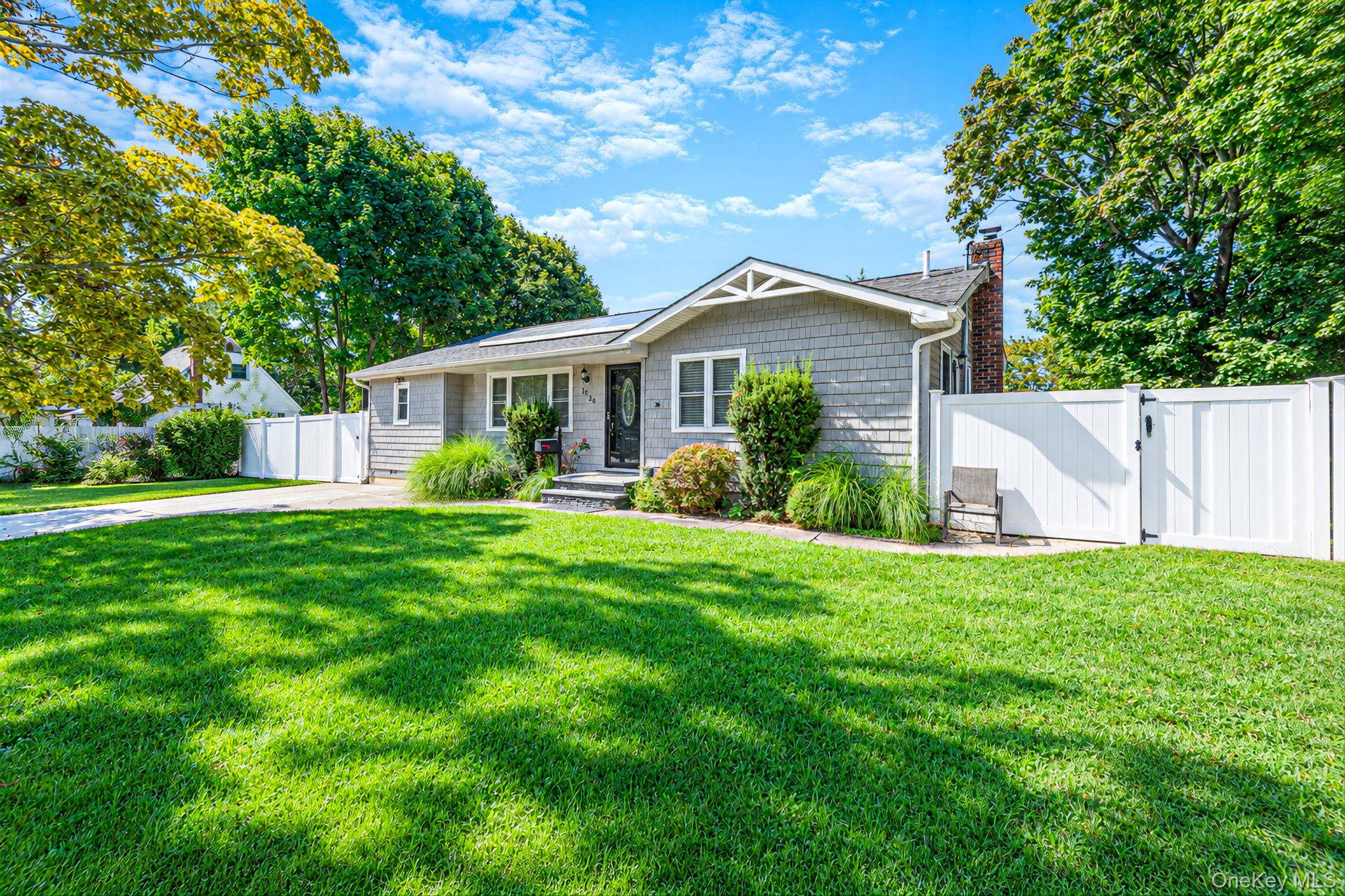 1528 Baldwin BLVD, Bay Shore, NY 11706