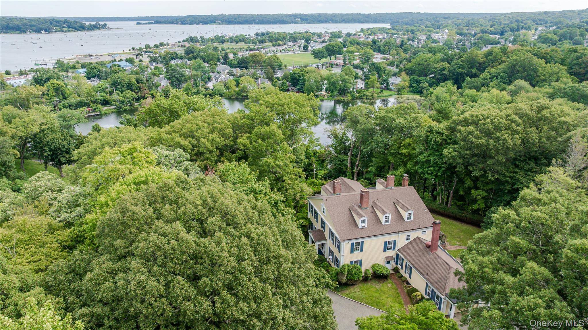 51 Lake AVE, Mill Neck, NY 11765