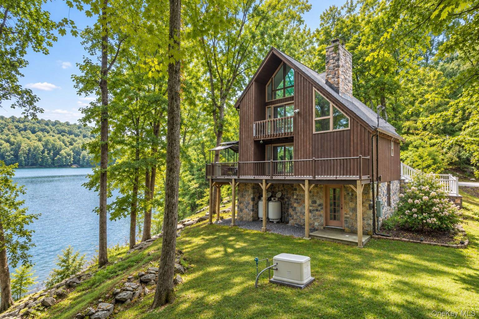17 Tiger TRL, Carmel, NY 10512