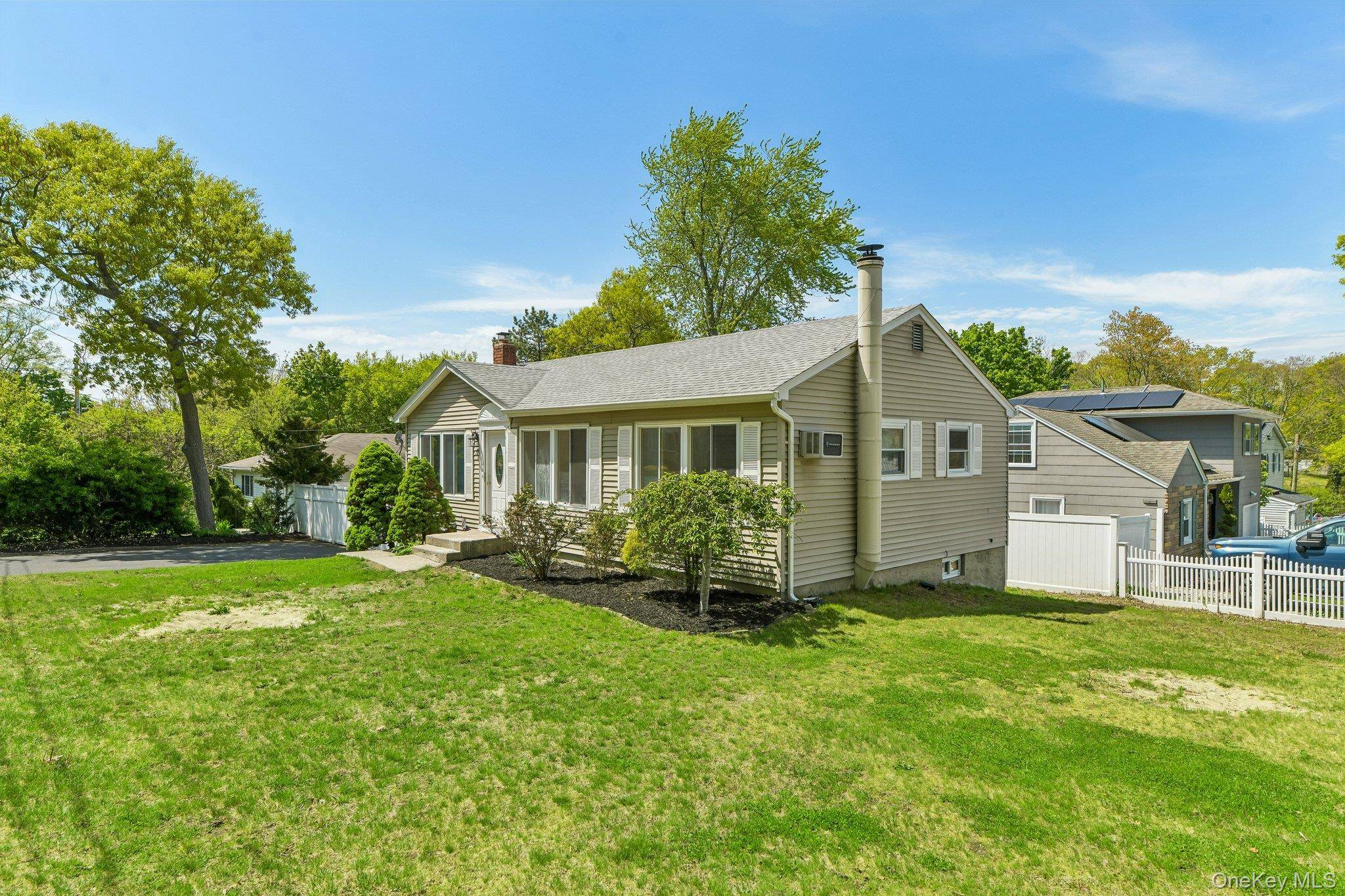 37 Harper ST, Patchogue, NY 11772