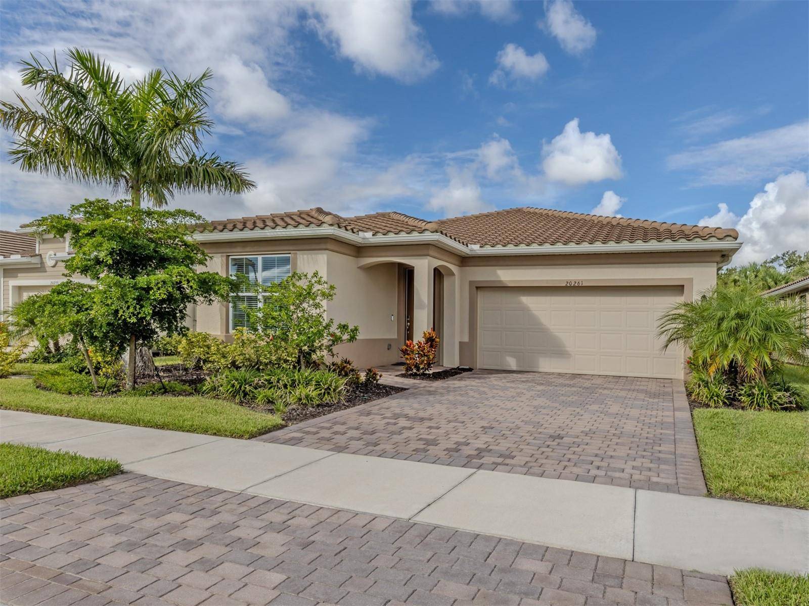 20261 SYMPHONY PL, Venice, FL 34293