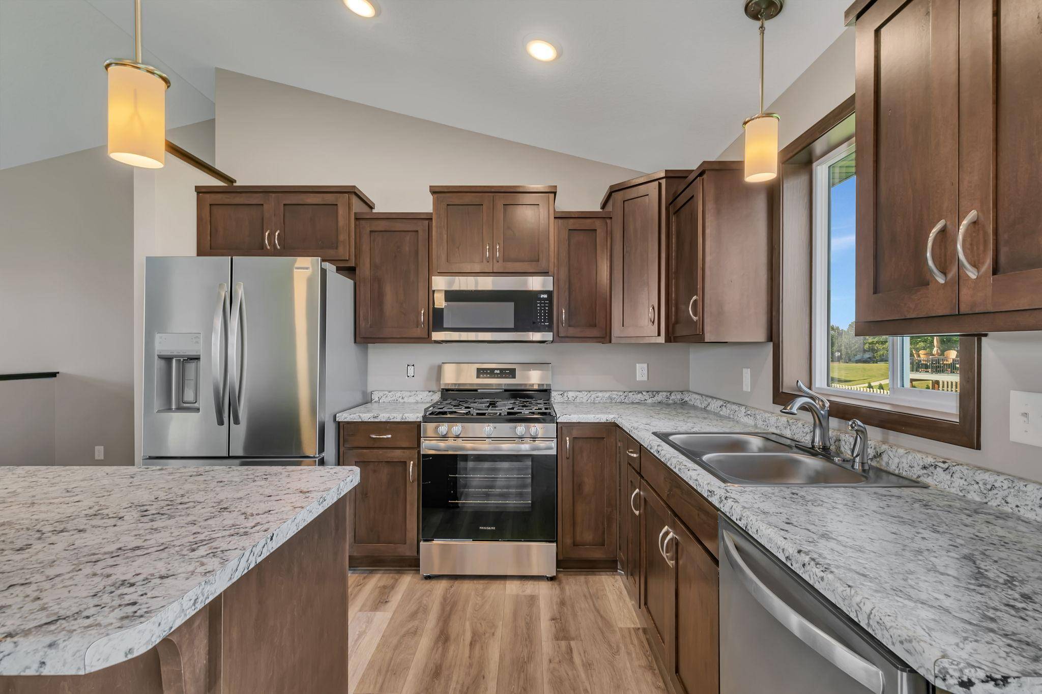 108 Cedar ST SE, Kimball, MN 55353
