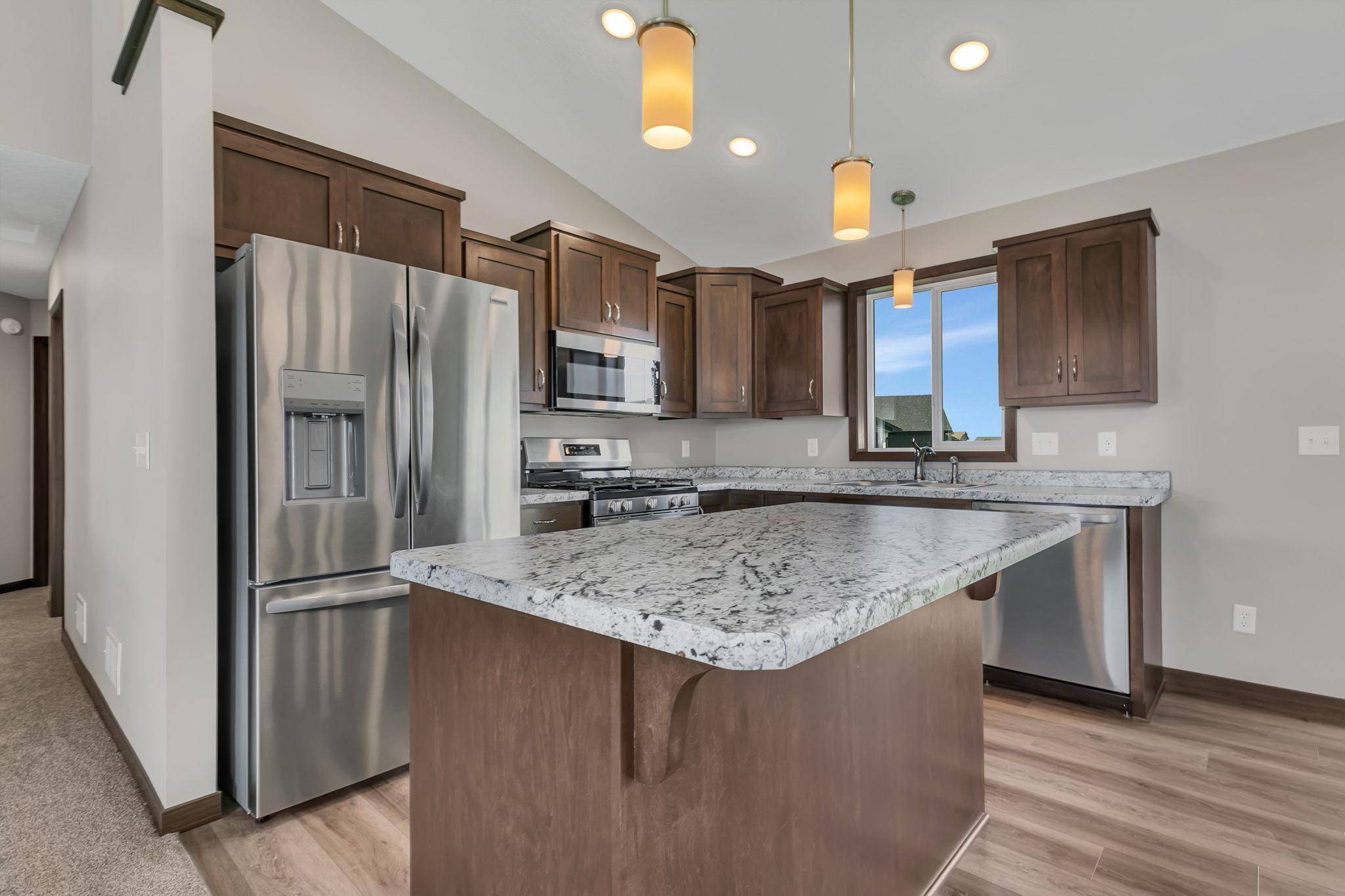 108 Cedar ST SE, Kimball, MN 55353