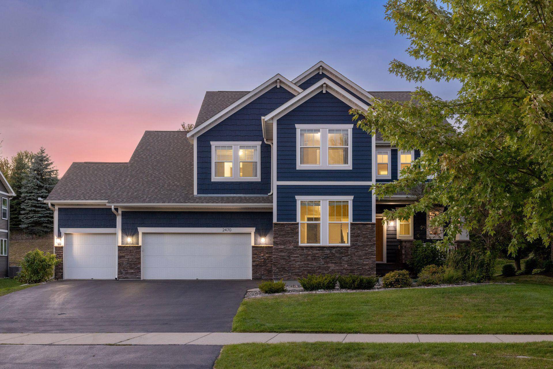 2470 Heron LN, Victoria, MN 55386