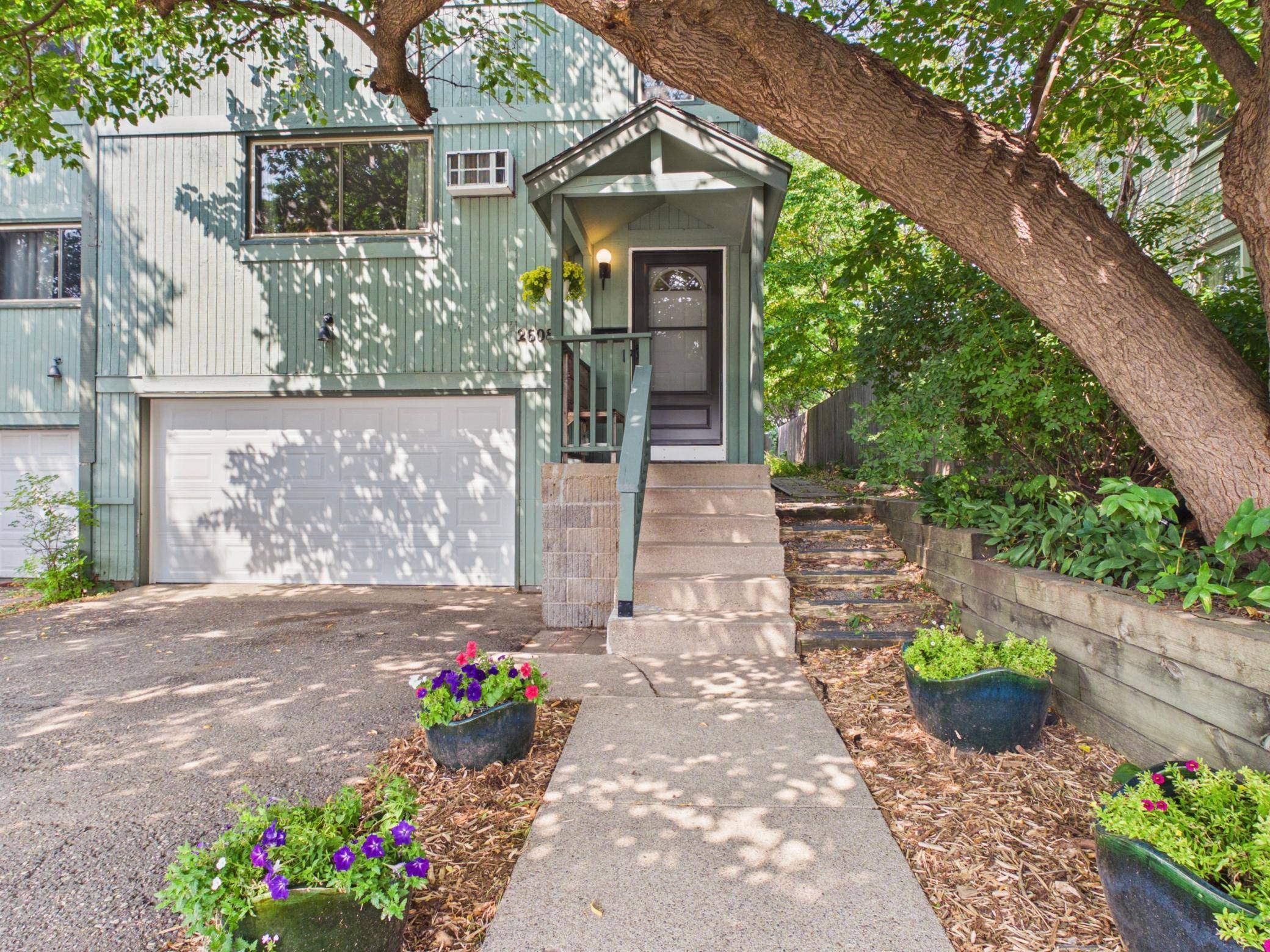 2608 Clinton AVE, Minneapolis, MN 55408
