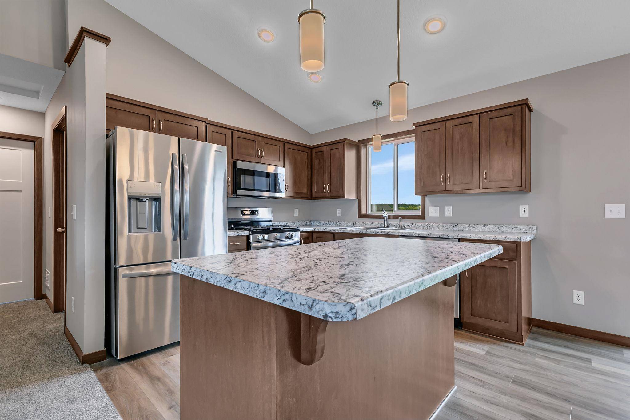 110 Woolgrass WAY, Avon, MN 56310