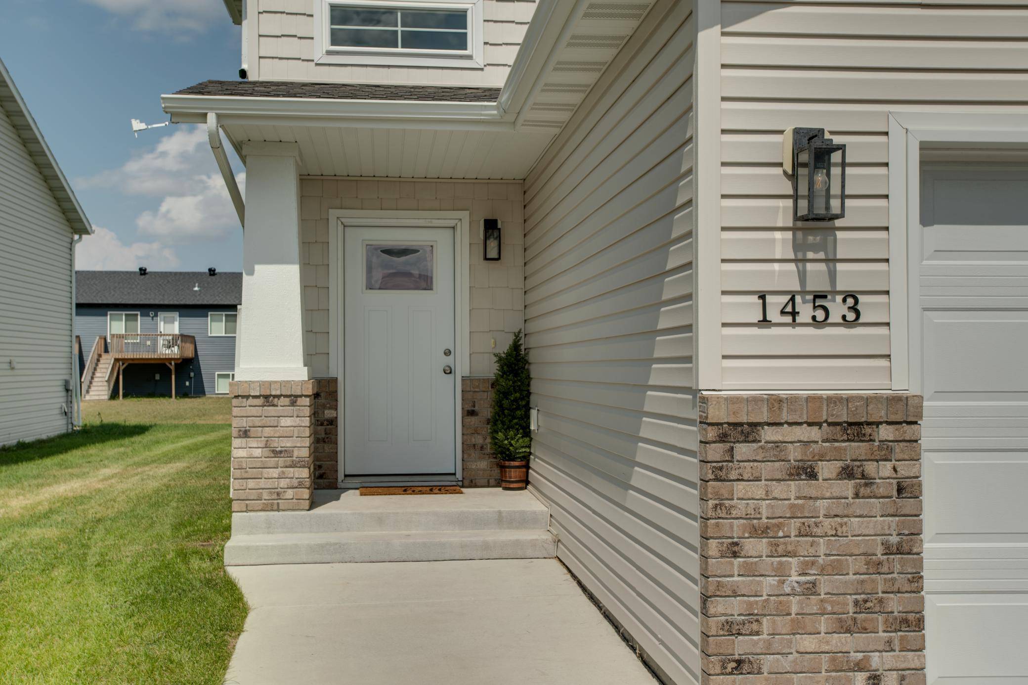1453 69th AVE S, Fargo, ND 58104