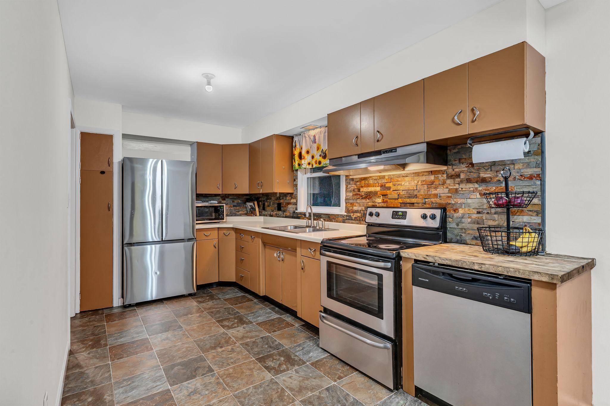 1020 Becker AVE SE, Willmar, MN 56201