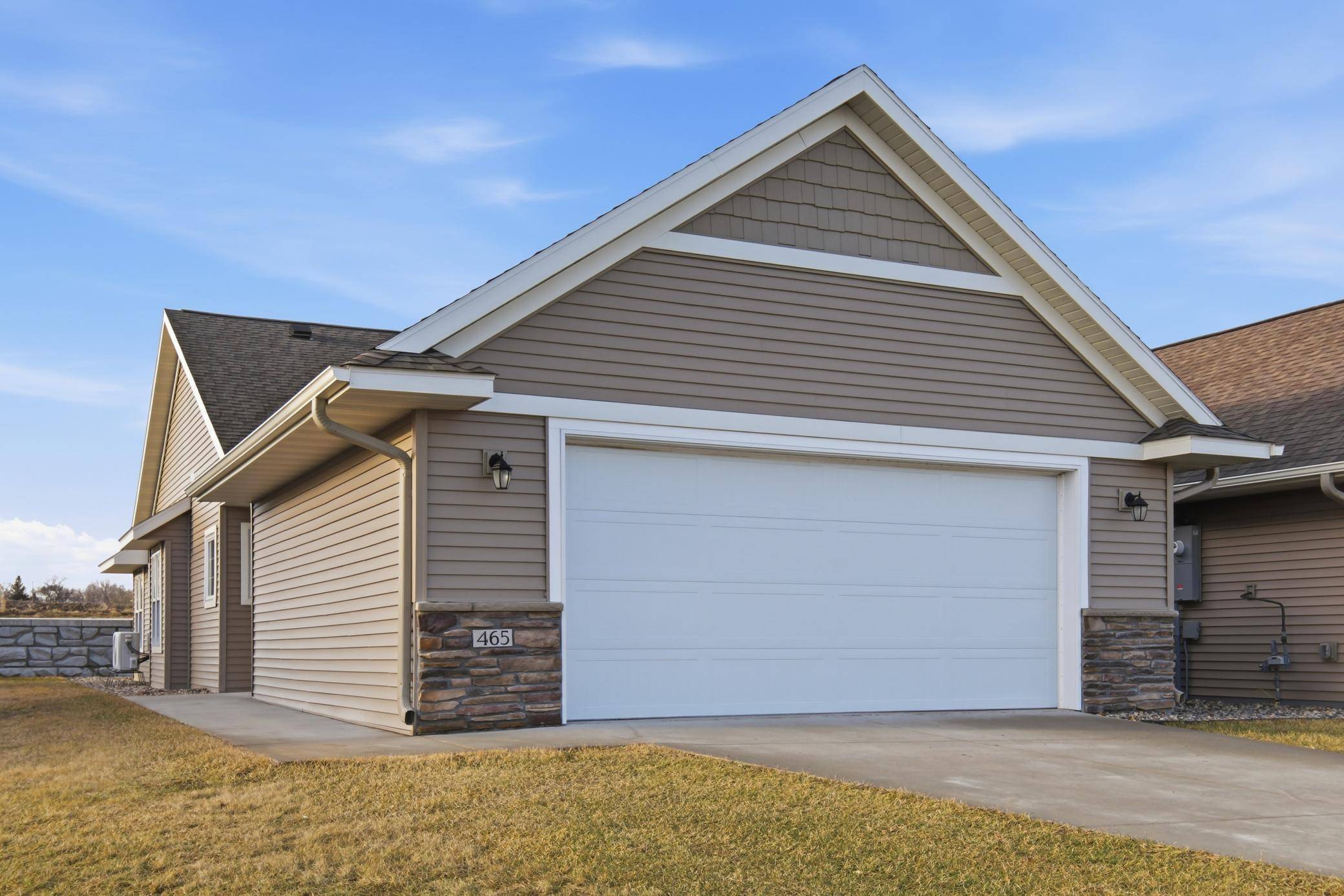 465 Meadowview CT, Paynesville, MN 56362