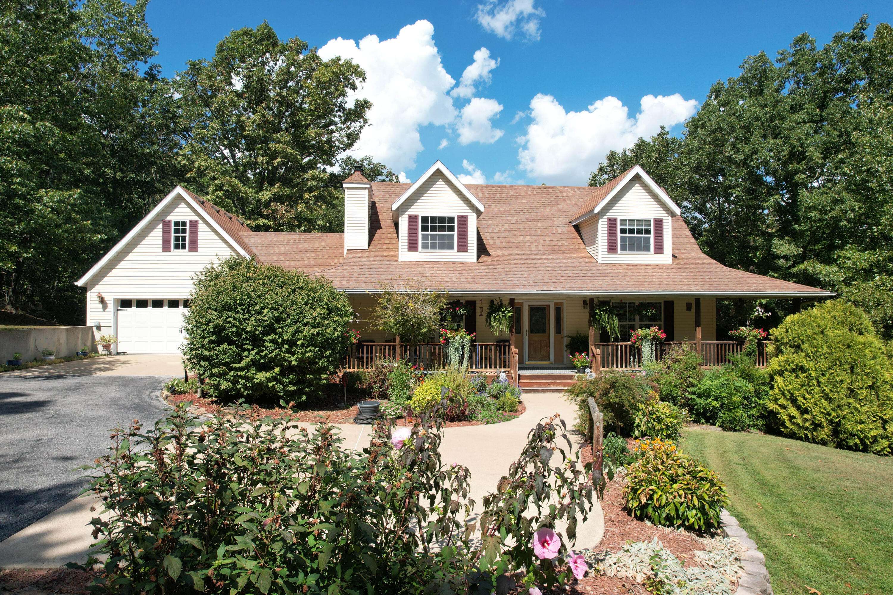 7502 N State Highway 125, Strafford, MO 65757