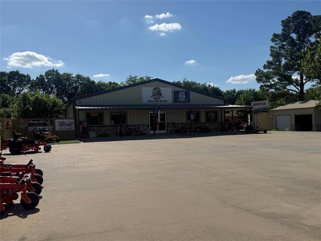 1521 N State Highway 121, Bonham, TX 75418