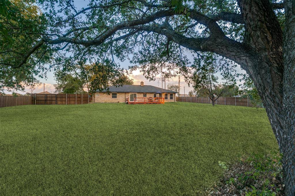 2400 S Bonnie Brae Street, Denton, TX 76207