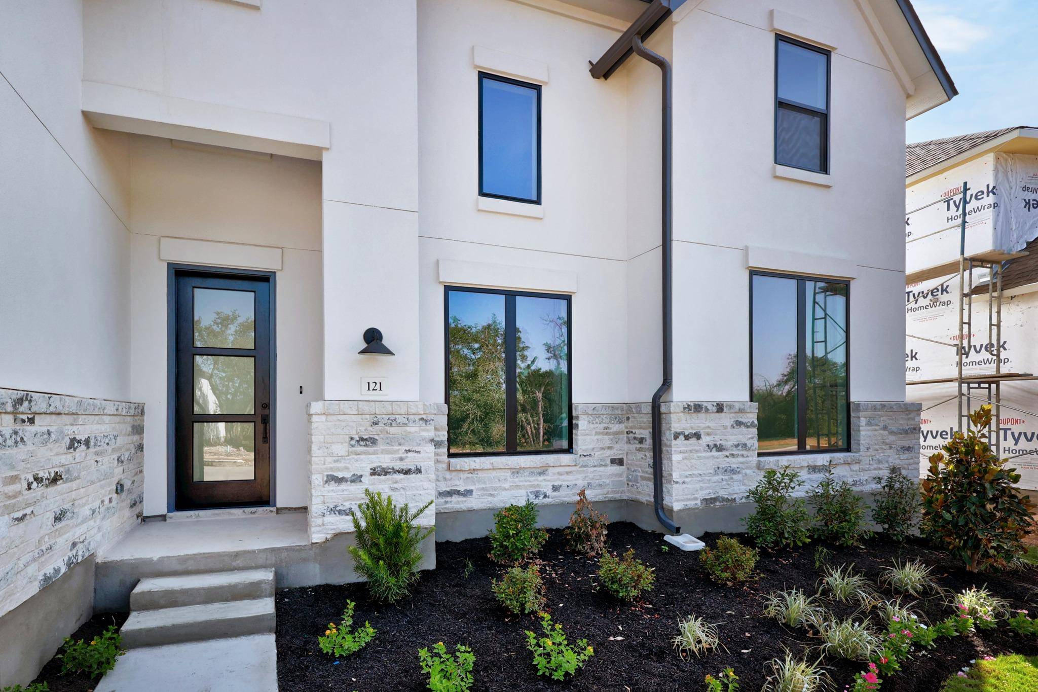 121 Packhorse LN, Georgetown, TX 78633