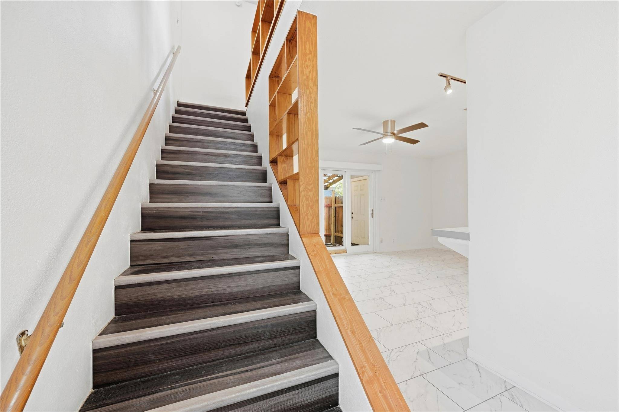 2806 Skyway CIR #101, Austin, TX 78704