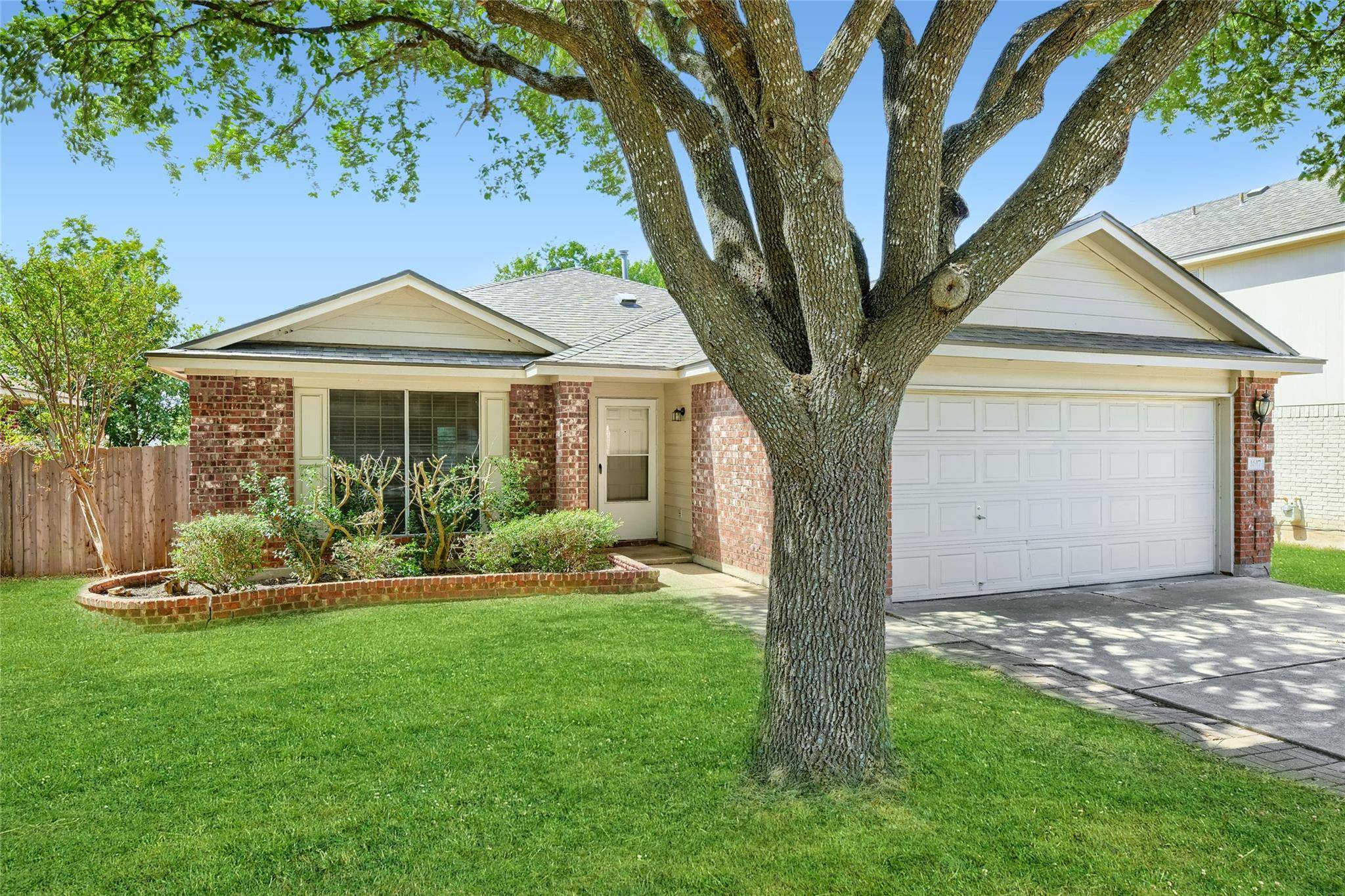 1617 Balmorhea LN, Round Rock, TX 78664