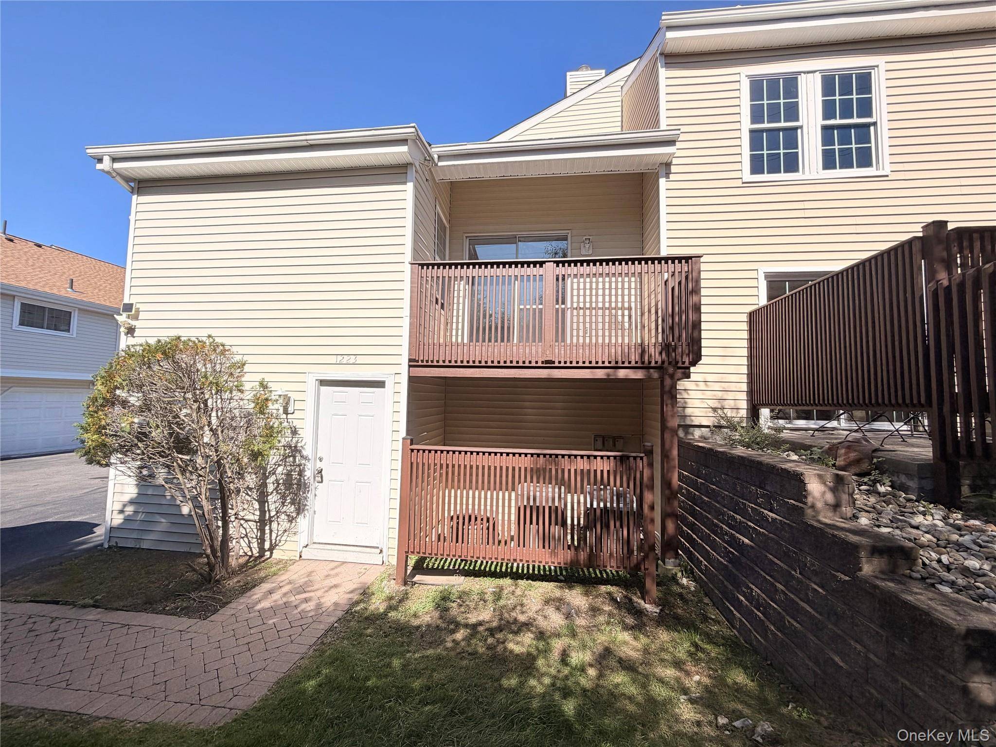 1223 Whispering HLS, Chester, NY 10918