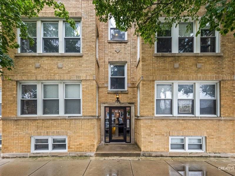 3335 W Byron ST #G, Chicago, IL 60618